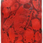 Gefäße mit rot
